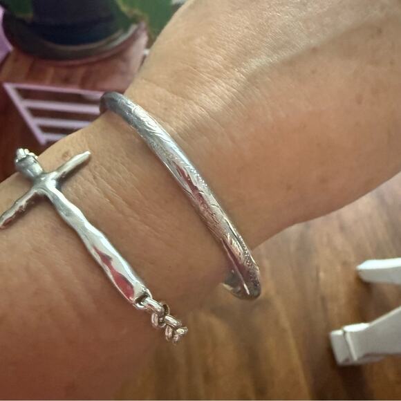 925 Sterling Silver Etched Bangle Bracelet - Picture 8 of 10